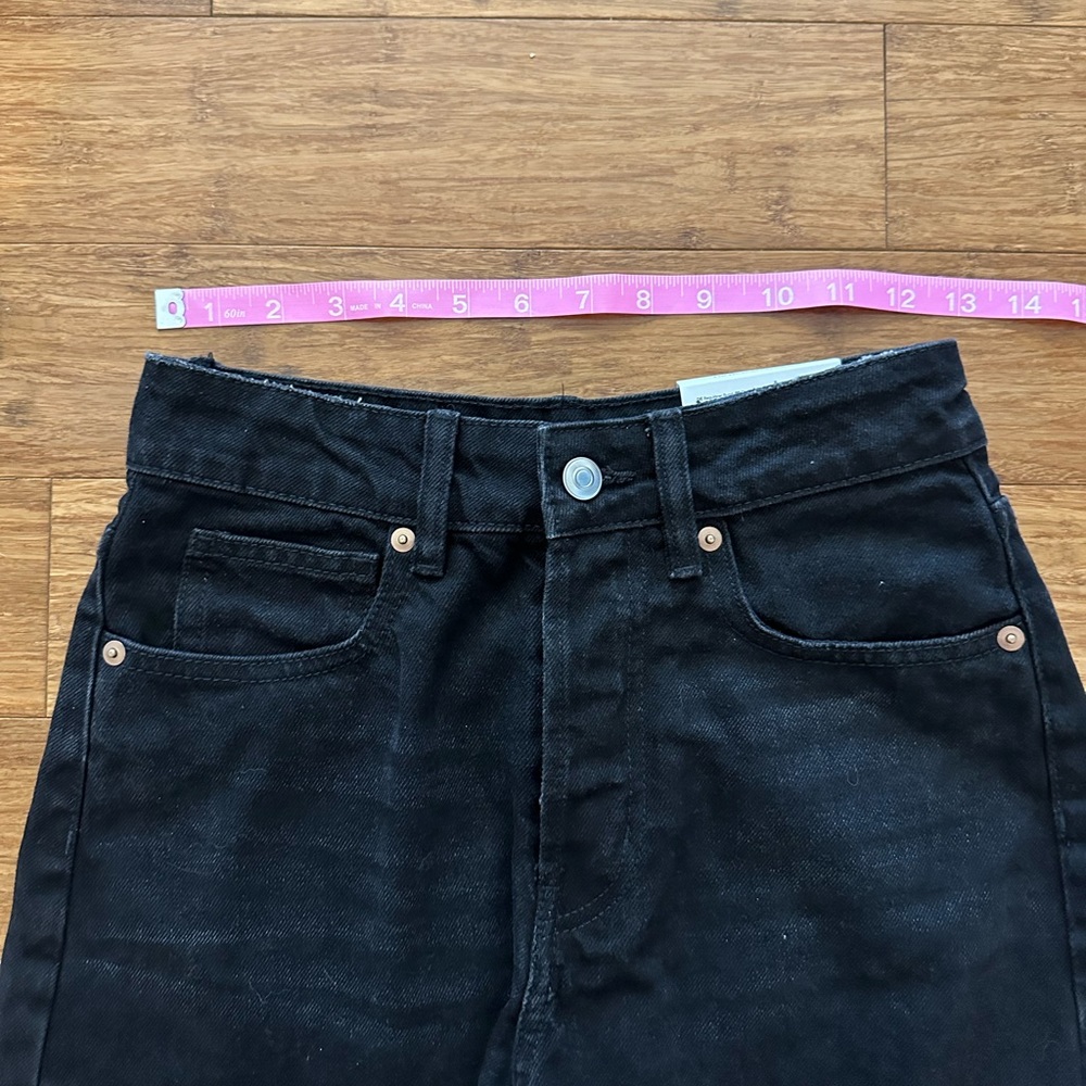 H&M Black Jean Shorts Size 2 NWT - Picture 2 of 8